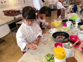 寄り添って